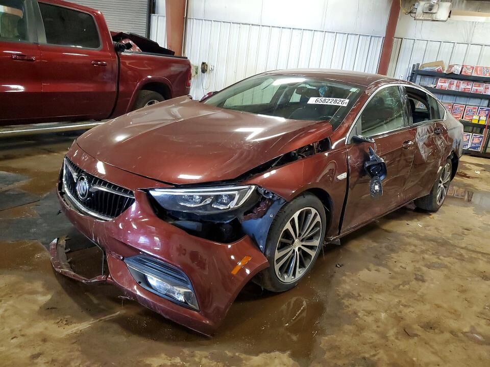 2018 BUICK Regal