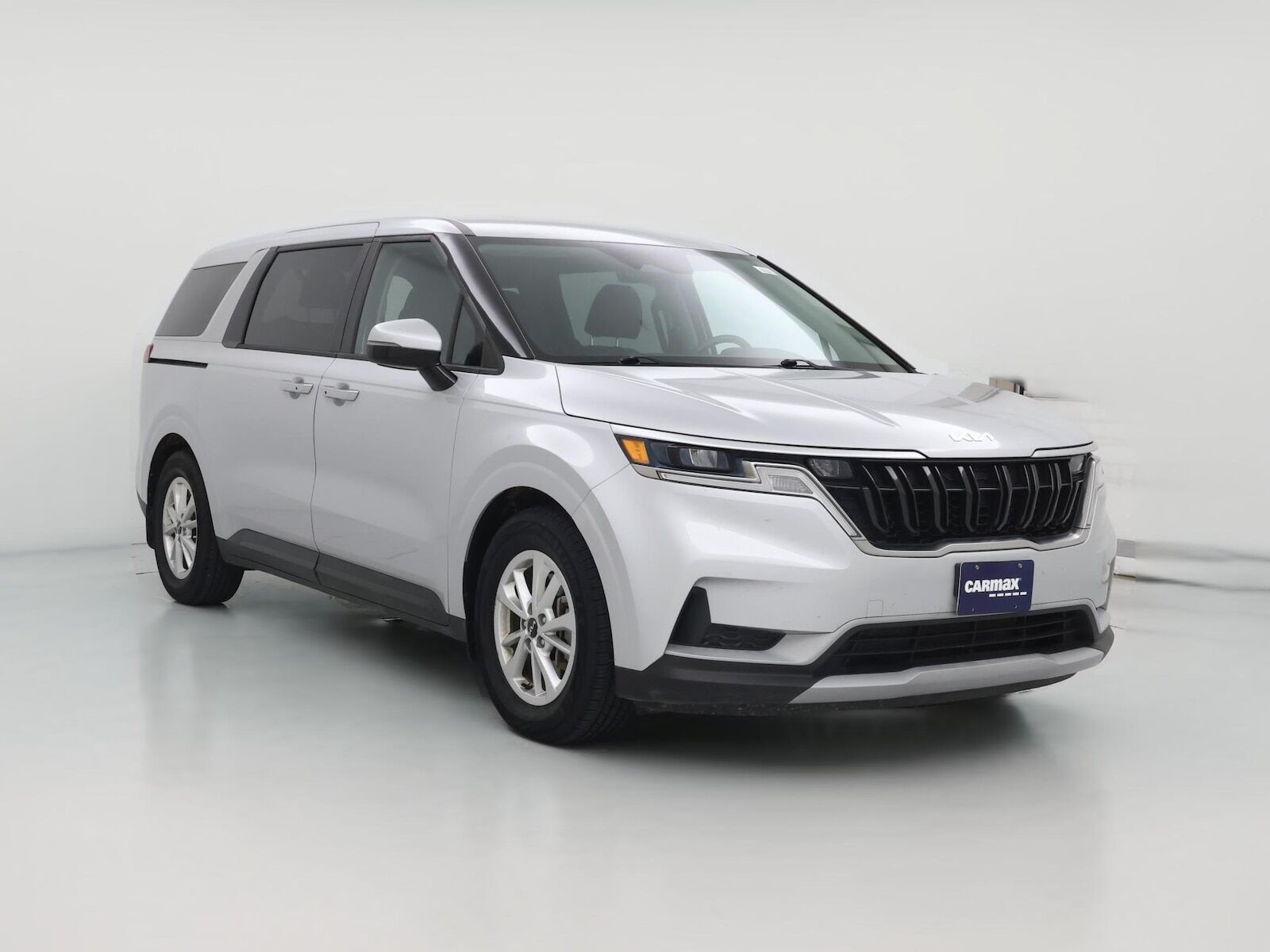 2023 KIA Carnival