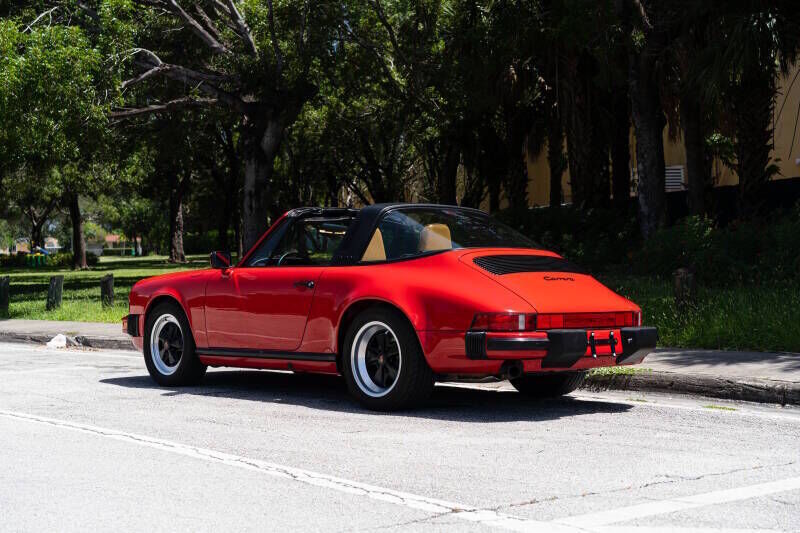 1989 PORSCHE 911