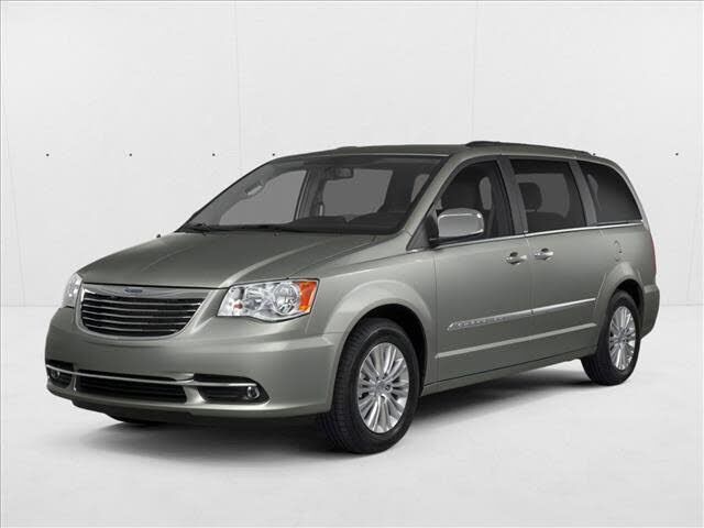 2013 CHRYSLER Town and Country
