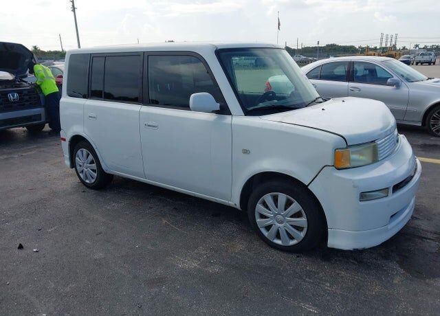 2005 TOYOTA SCION