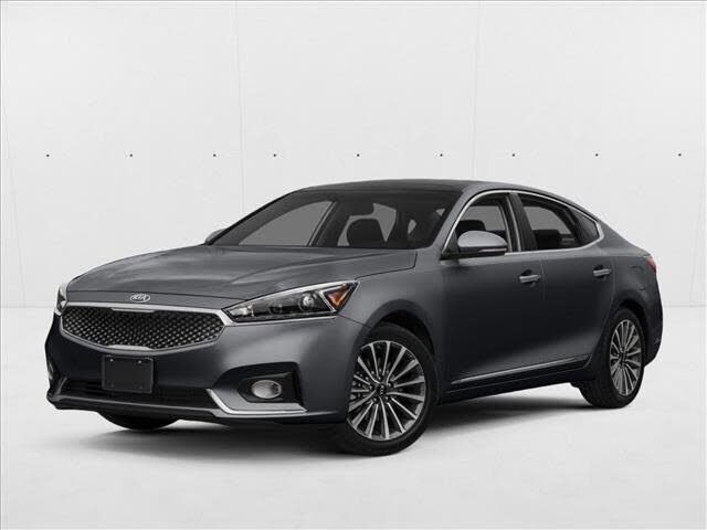 2017 KIA Cadenza