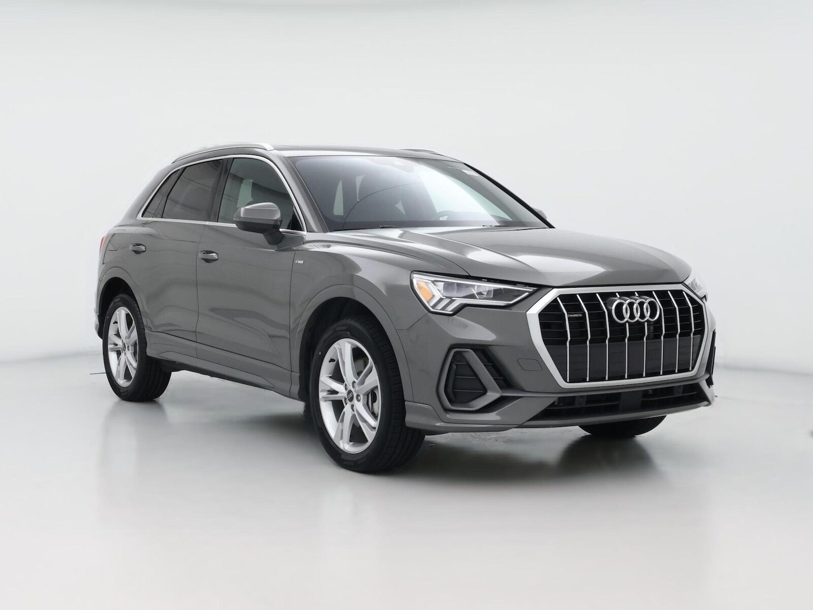 2023 AUDI Q3