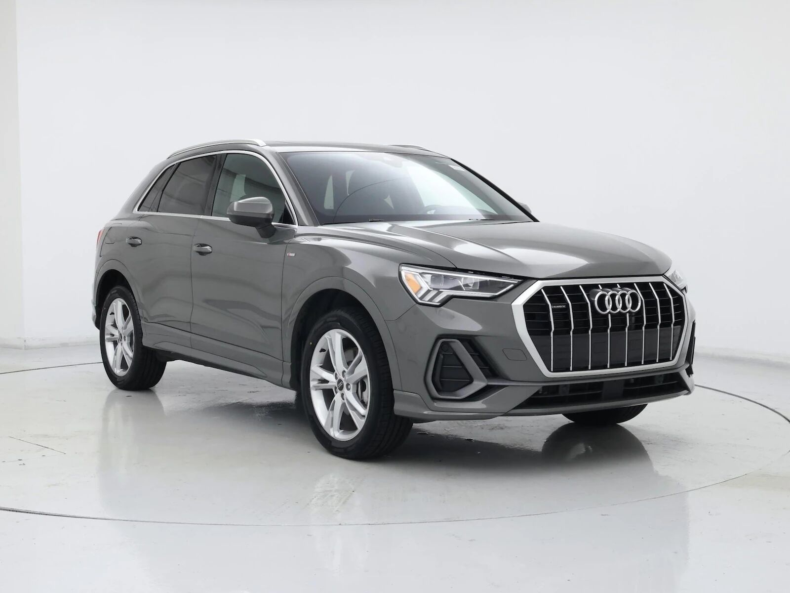 2023 Audi Q3
