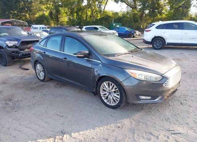 2016 FORD Focus