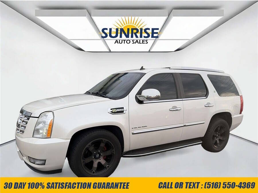 2010 CADILLAC Escalade