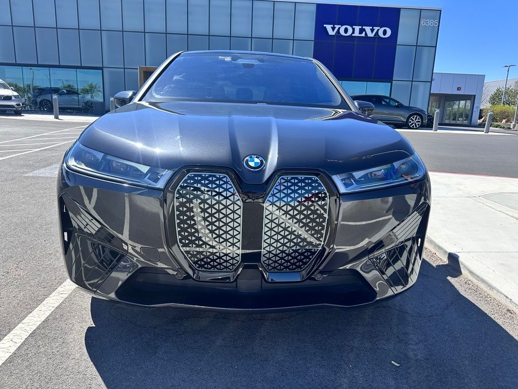 2022 BMW iX