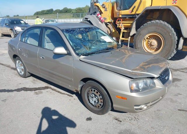 2005 HYUNDAI Elantra
