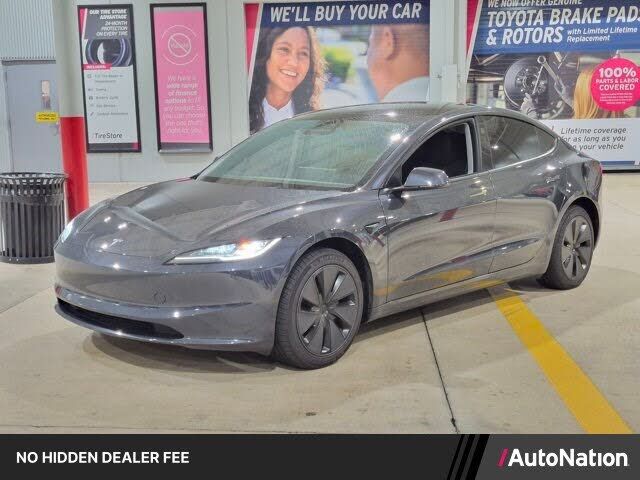 2025 TESLA Model 3