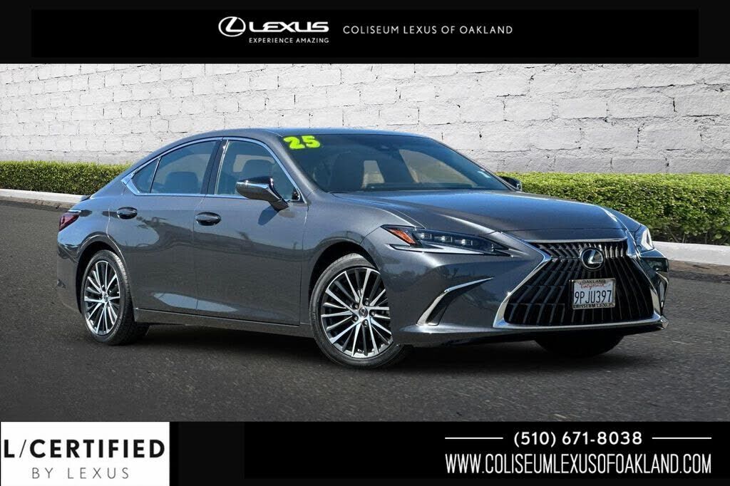 2025 LEXUS ES