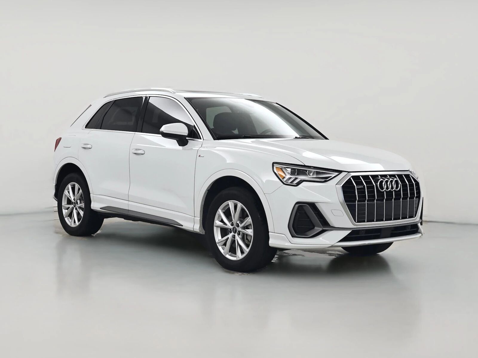 2024 AUDI Q3
