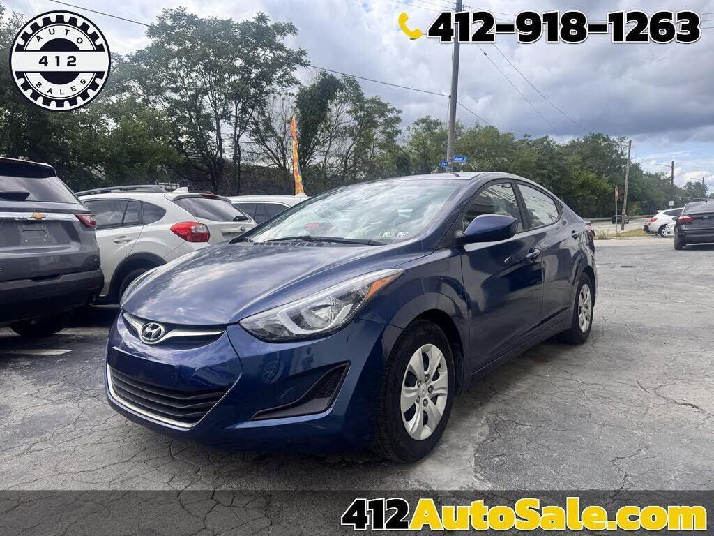 2016 HYUNDAI Elantra
