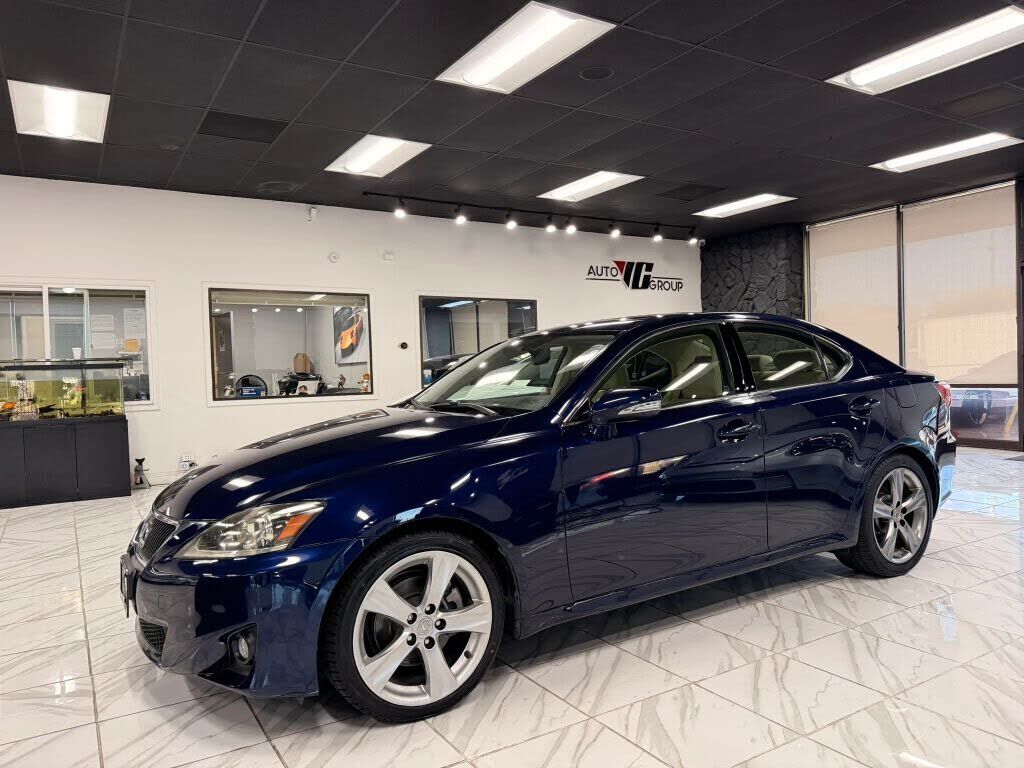 2013 Lexus IS