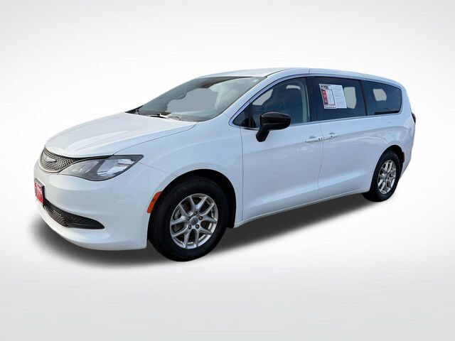 2024 CHRYSLER Voyager