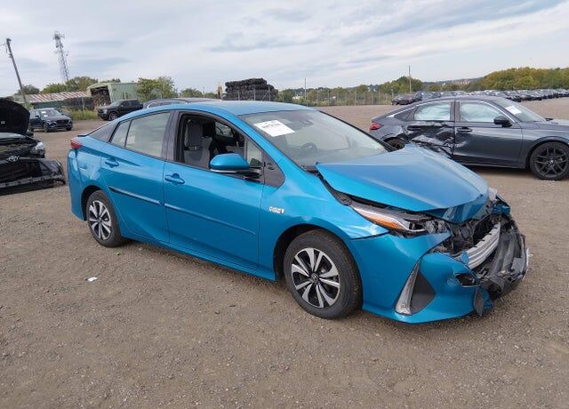 2018 TOYOTA Prius