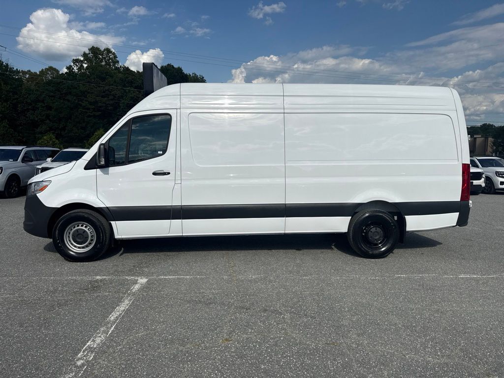 2025 Mercedes-Benz Sprinter