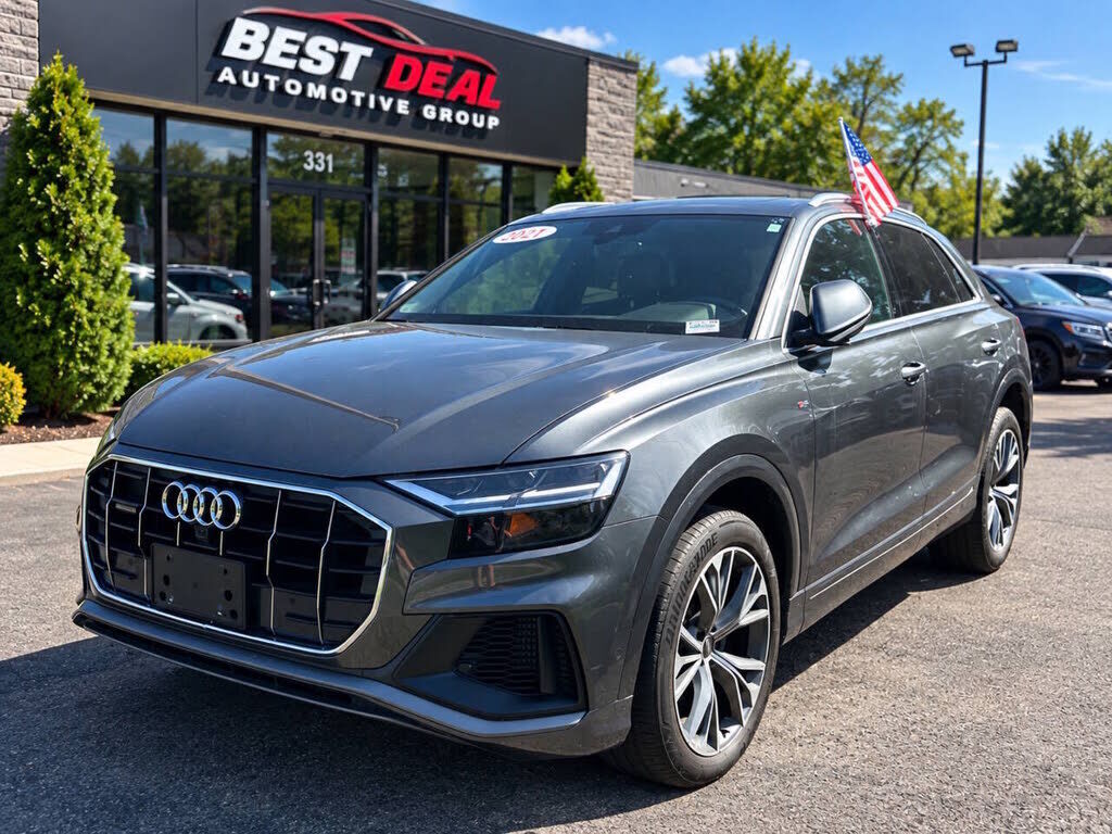 2021 AUDI Q8