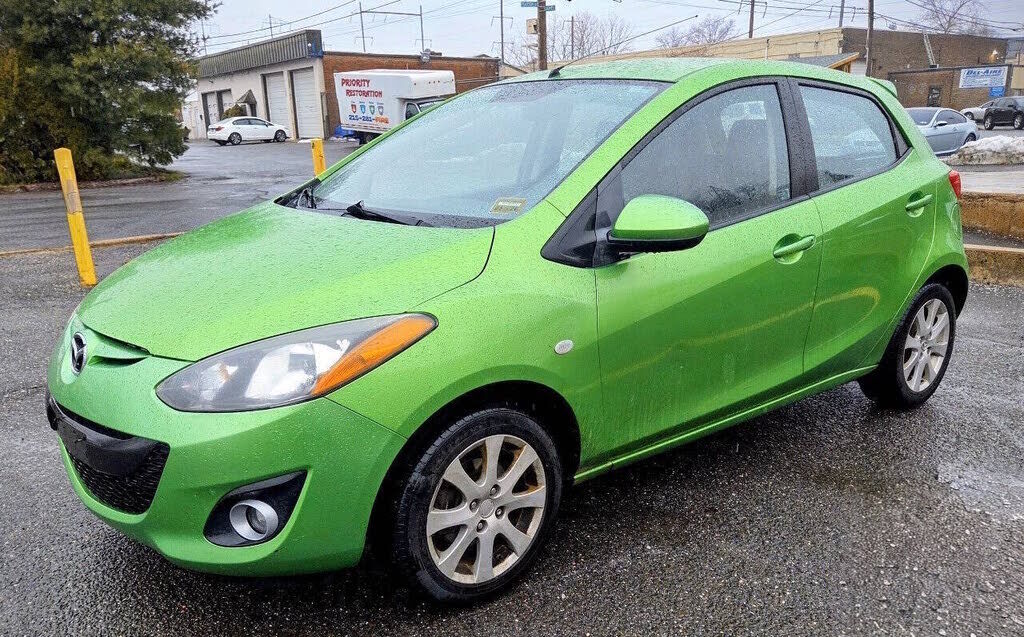 2011 MAZDA Mazda2