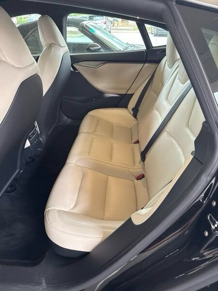 2020 TESLA Model S