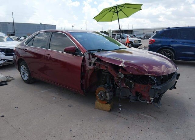 2015 TOYOTA Camry