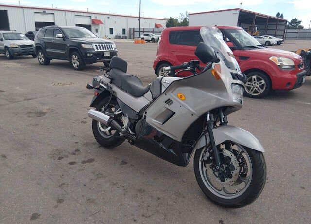 2002 KAWASAKI CONCOURS
