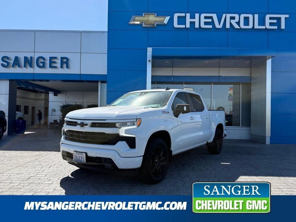 2025 CHEVROLET Silverado
