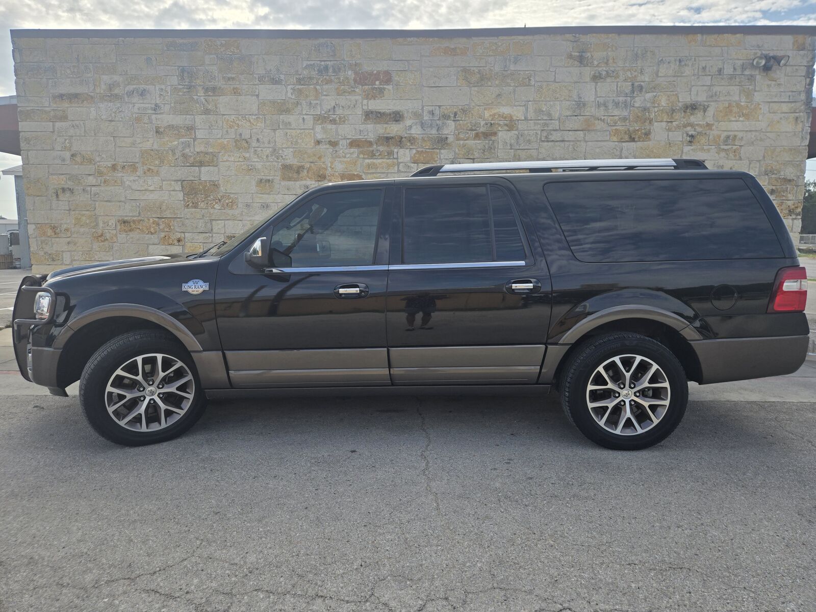 2017 FORD Expedition