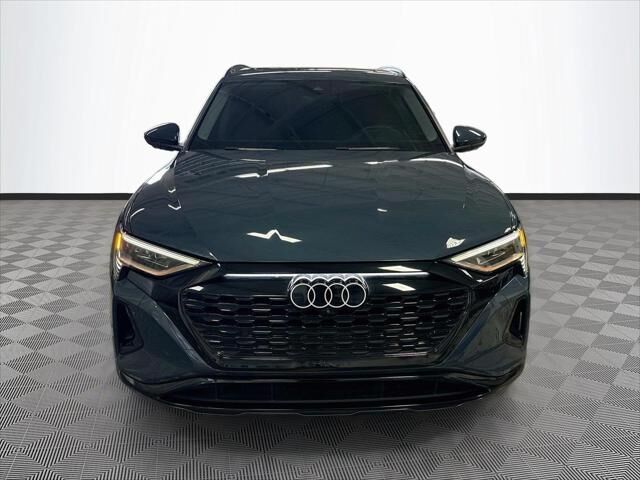 2024 Audi Q8