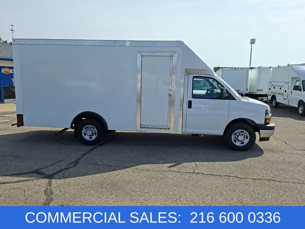 2026 CHEVROLET Express
