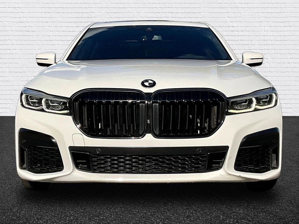 2020 BMW 750i