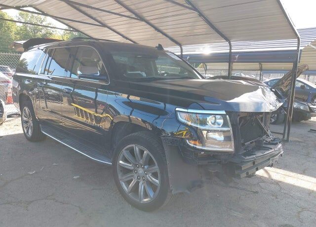 2016 CHEVROLET Suburban