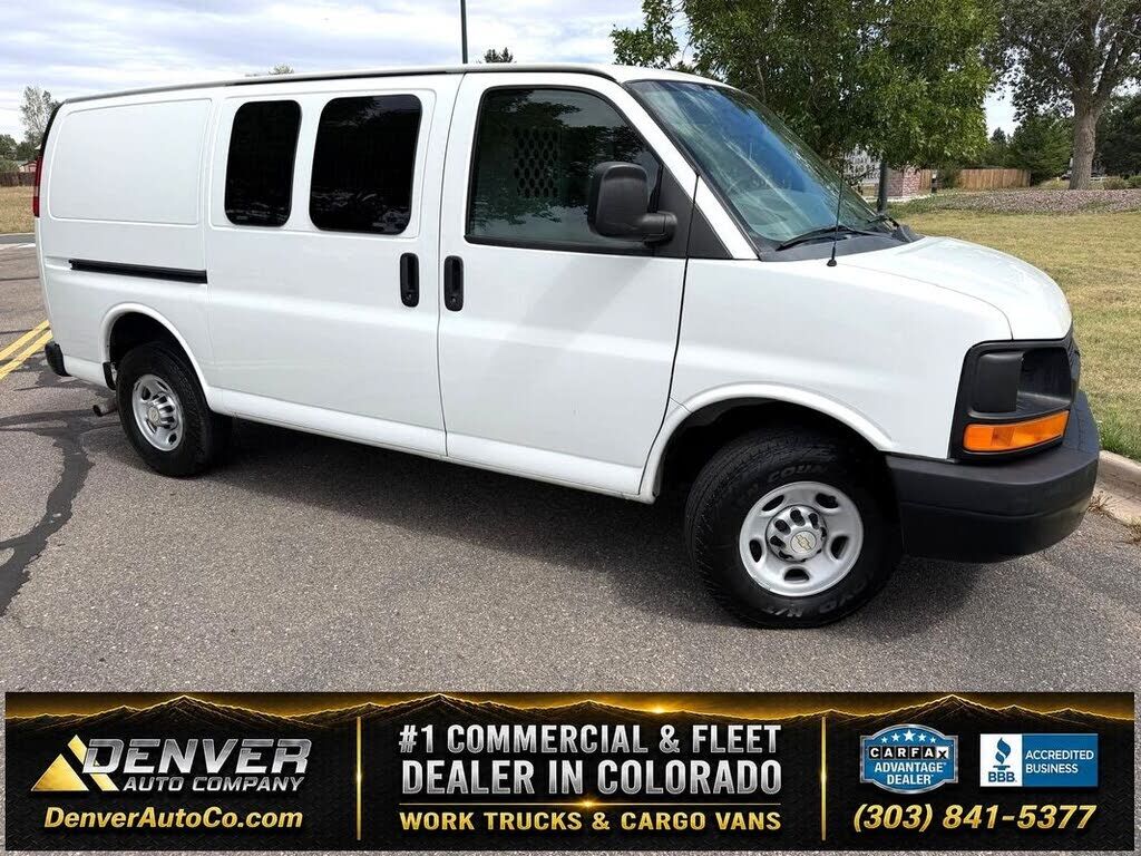 2013 CHEVROLET Express