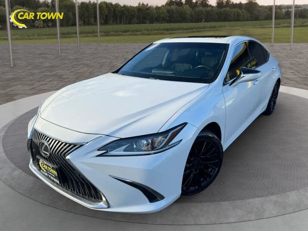 2021 LEXUS ES