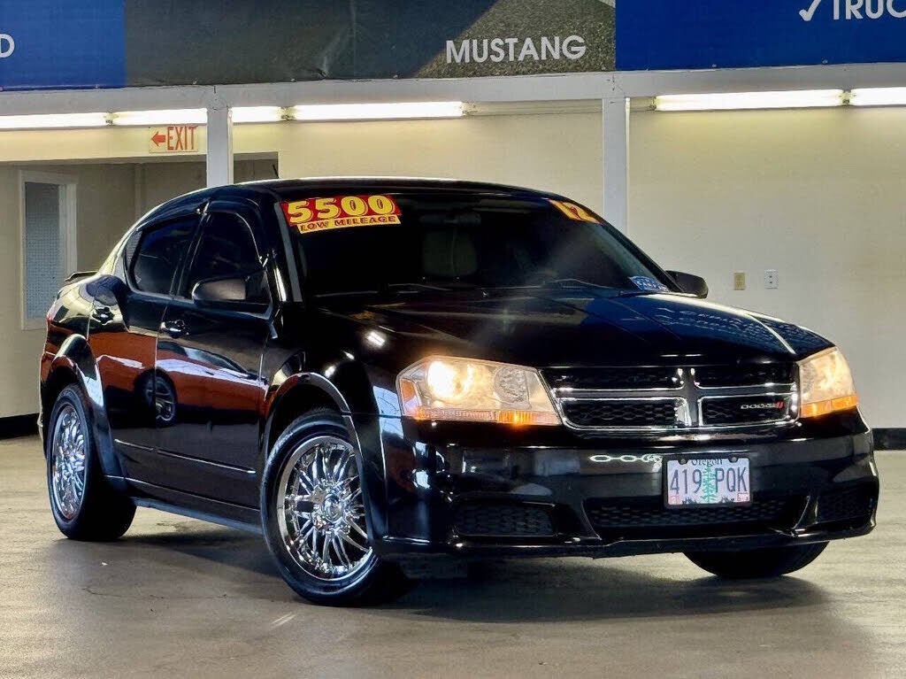 2012 DODGE Avenger