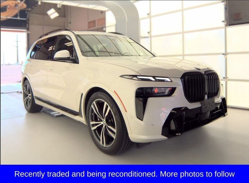 2025 BMW X7