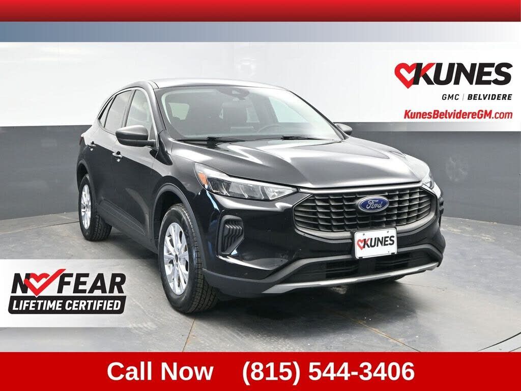 2024 FORD Escape