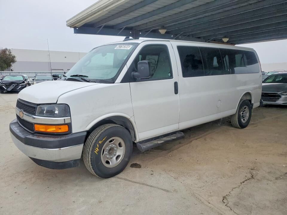 2025 CHEVROLET Express