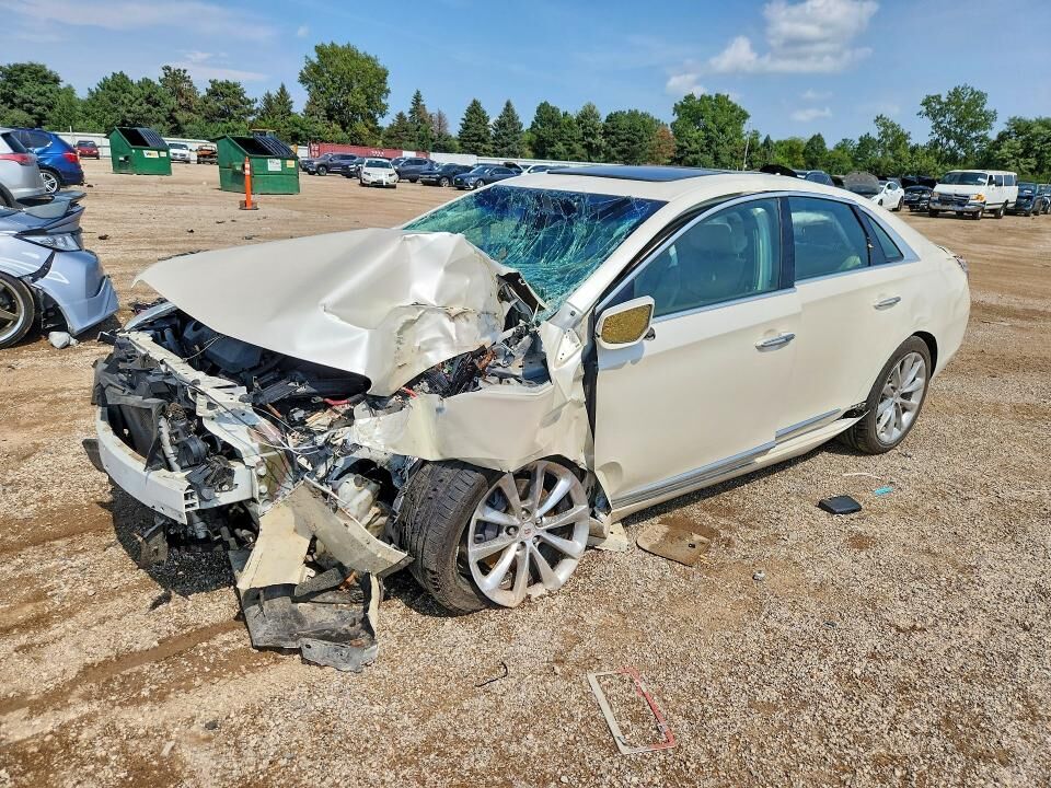 2013 CADILLAC XTS