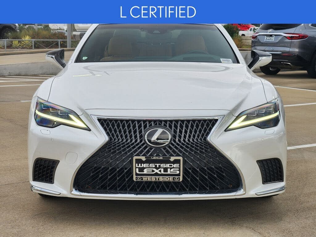 2022 Lexus LS