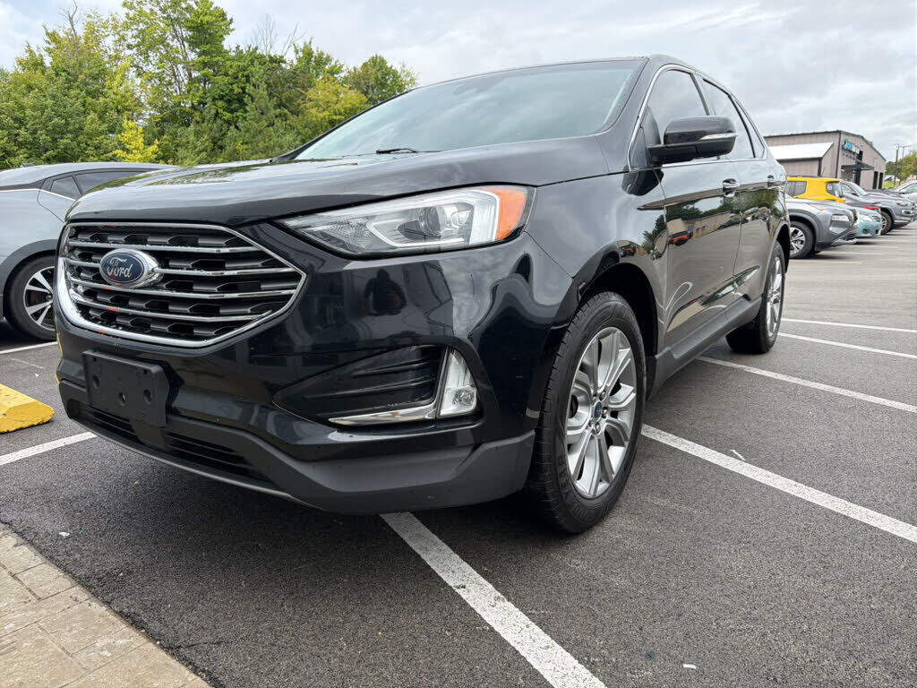 2019 FORD Edge
