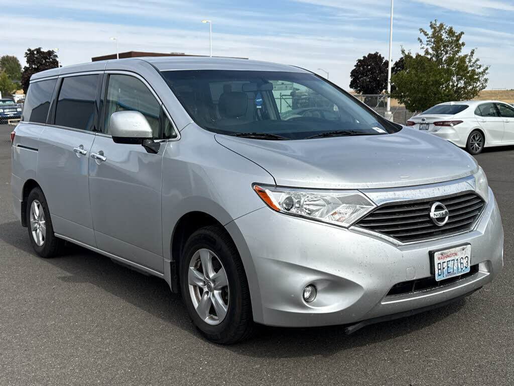2015 NISSAN Quest