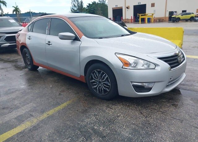 2015 NISSAN Altima
