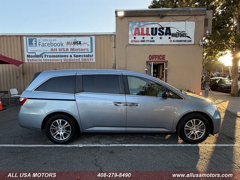 2012 HONDA Odyssey