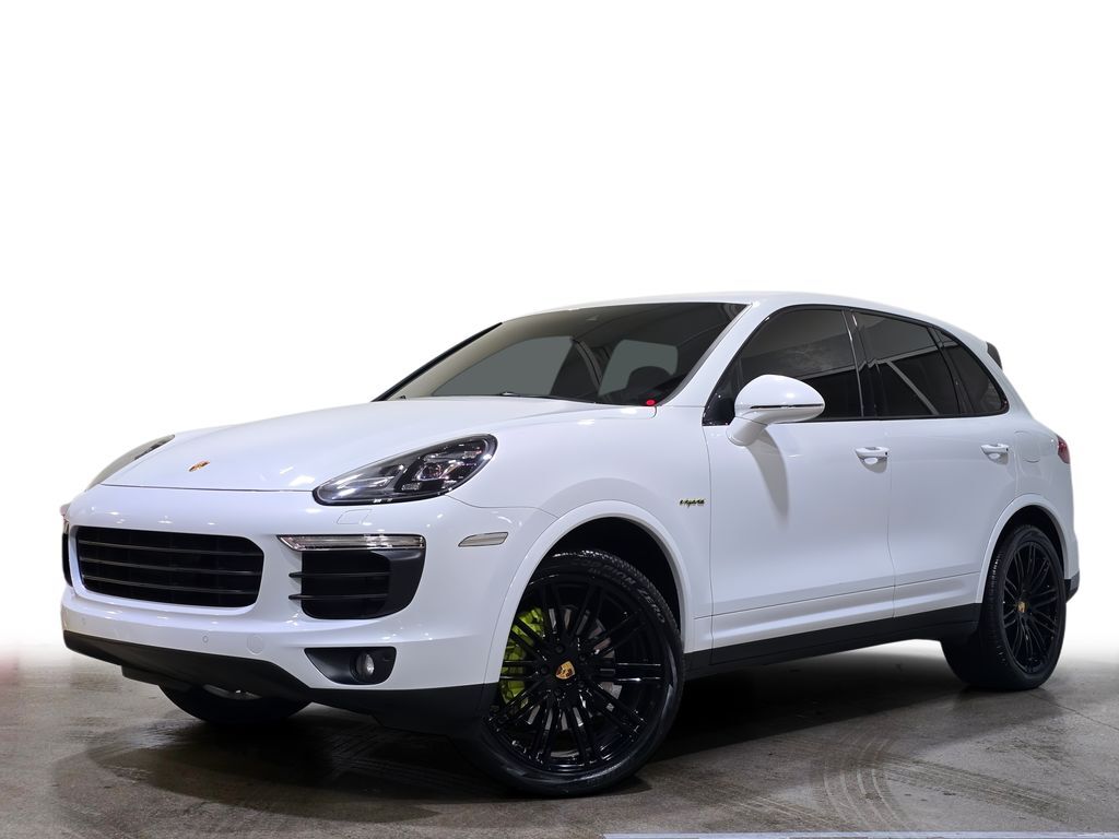 2017 PORSCHE Cayenne