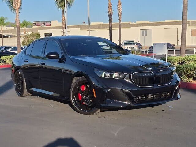 2025 BMW 540i