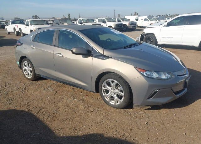 2017 CHEVROLET Volt