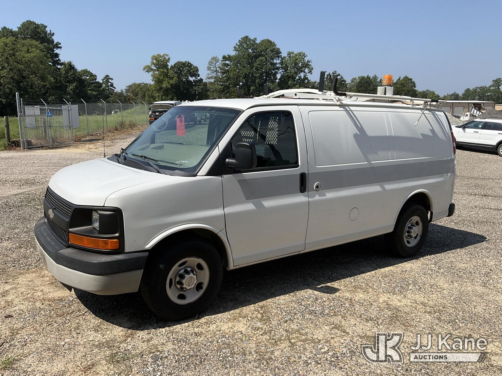 2011 CHEVROLET Express