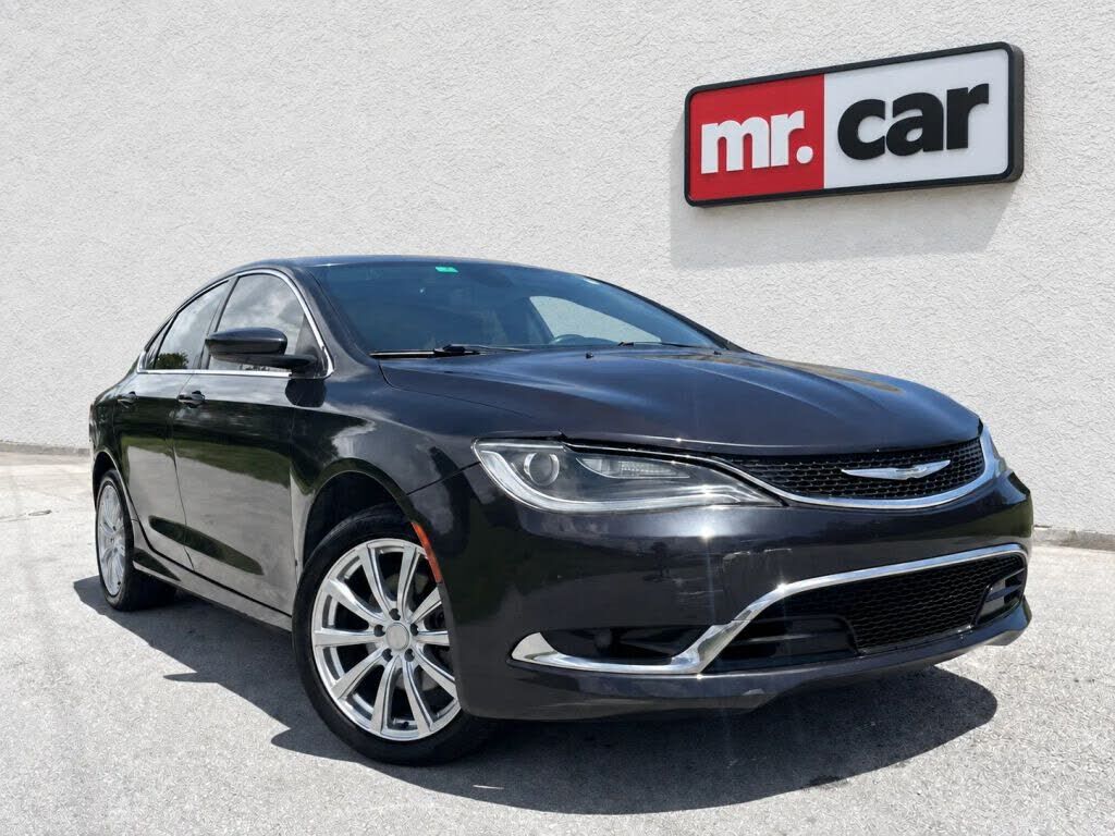 2016 CHRYSLER 200