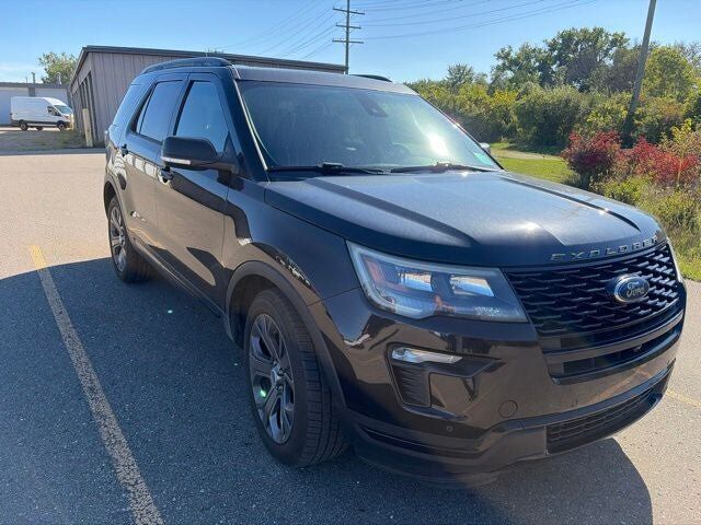 2018 FORD Explorer