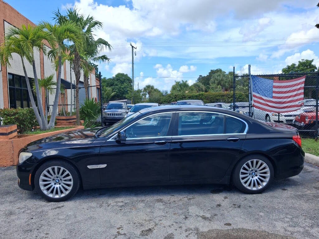 2012 BMW 7 Series